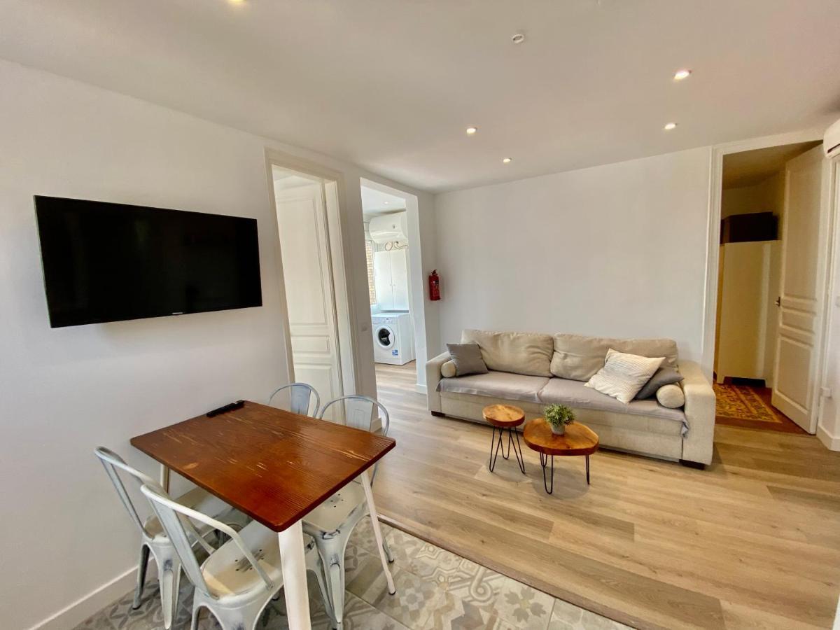 Suite Apartment Anselm Barcelona كونيّا ذي نْيوبريُك المظهر الخارجي الصورة